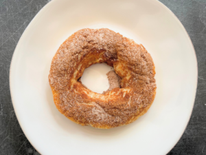 Homemade Gluten-Free Cinnamon Bagels: Plated image