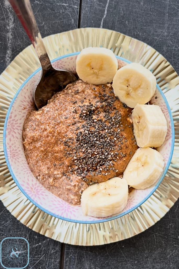 Cinnamon Roll Overnight Oats Image